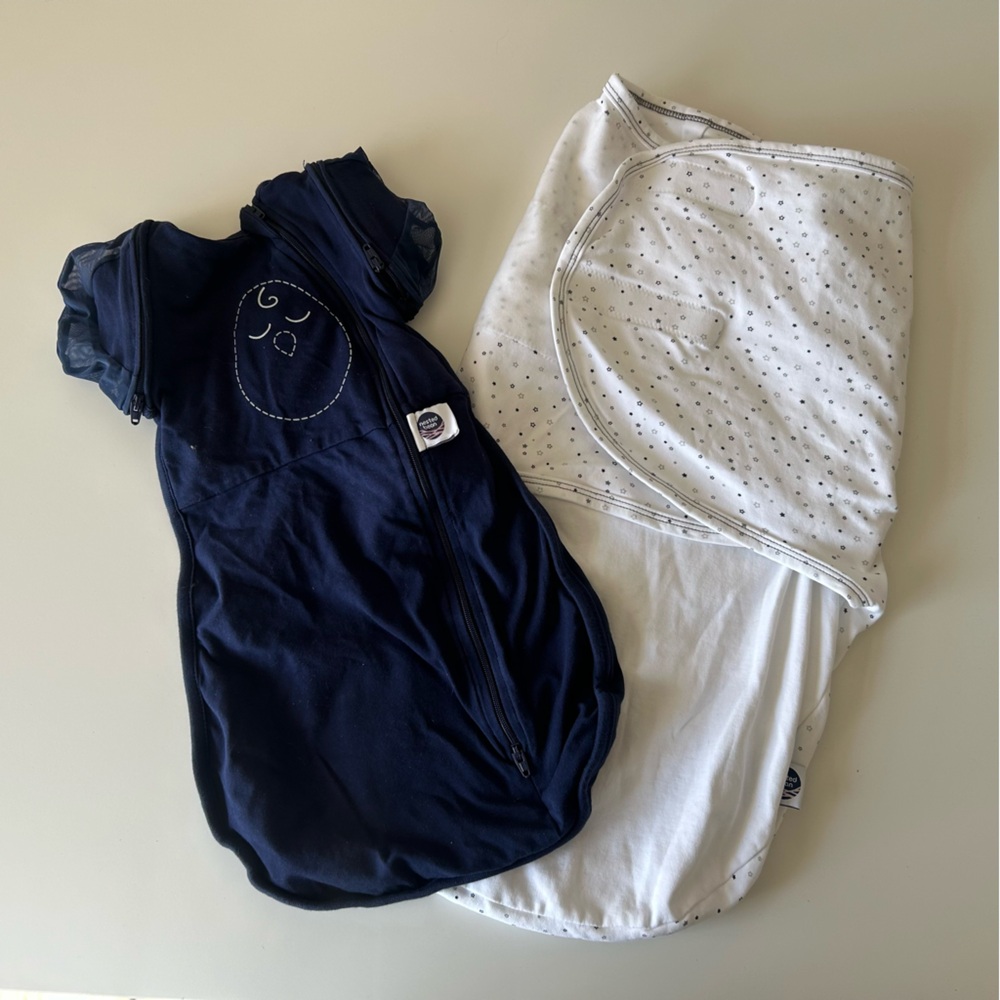 Nested Bean Zen One Navy Blue & Classic White Swaddle Set